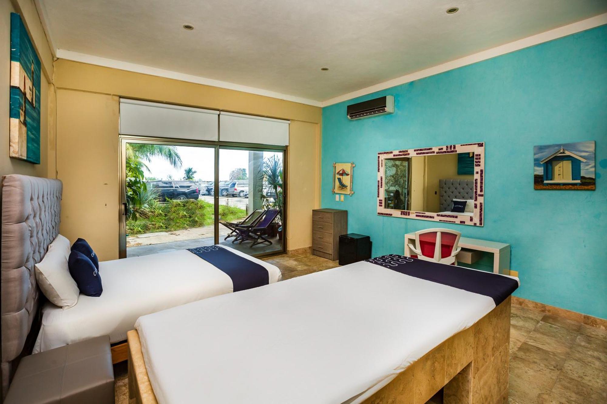 Capital O Cancun International Airport 24 7 Екстериор снимка